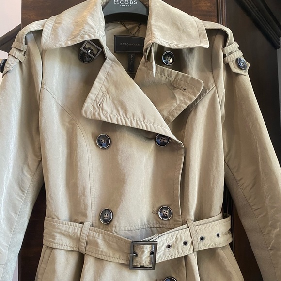 ❌SOLD❌BCBGMaxAzria Trench Coat Size Medium - Picture 8 of 16